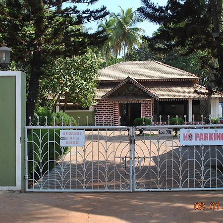 Hill Top Goa Lodge Vagator Luaran gambar