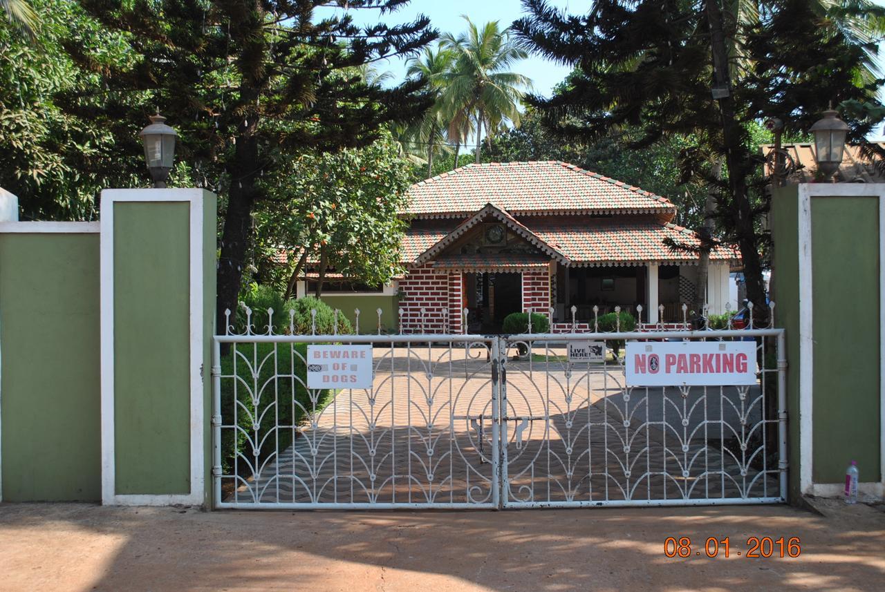 Hill Top Goa Lodge Vagator Luaran gambar