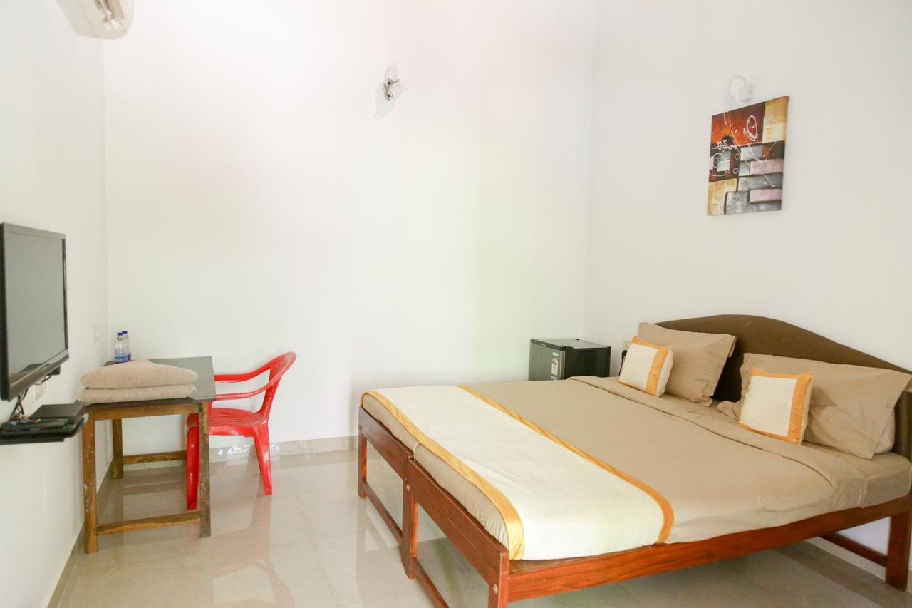Hill Top Goa Lodge Vagator Luaran gambar