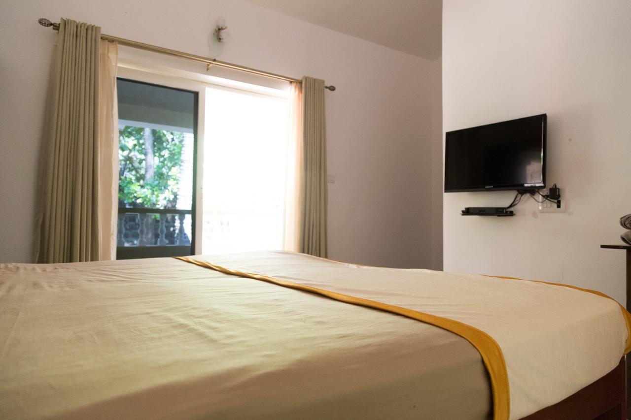 Hill Top Goa Lodge Vagator Luaran gambar