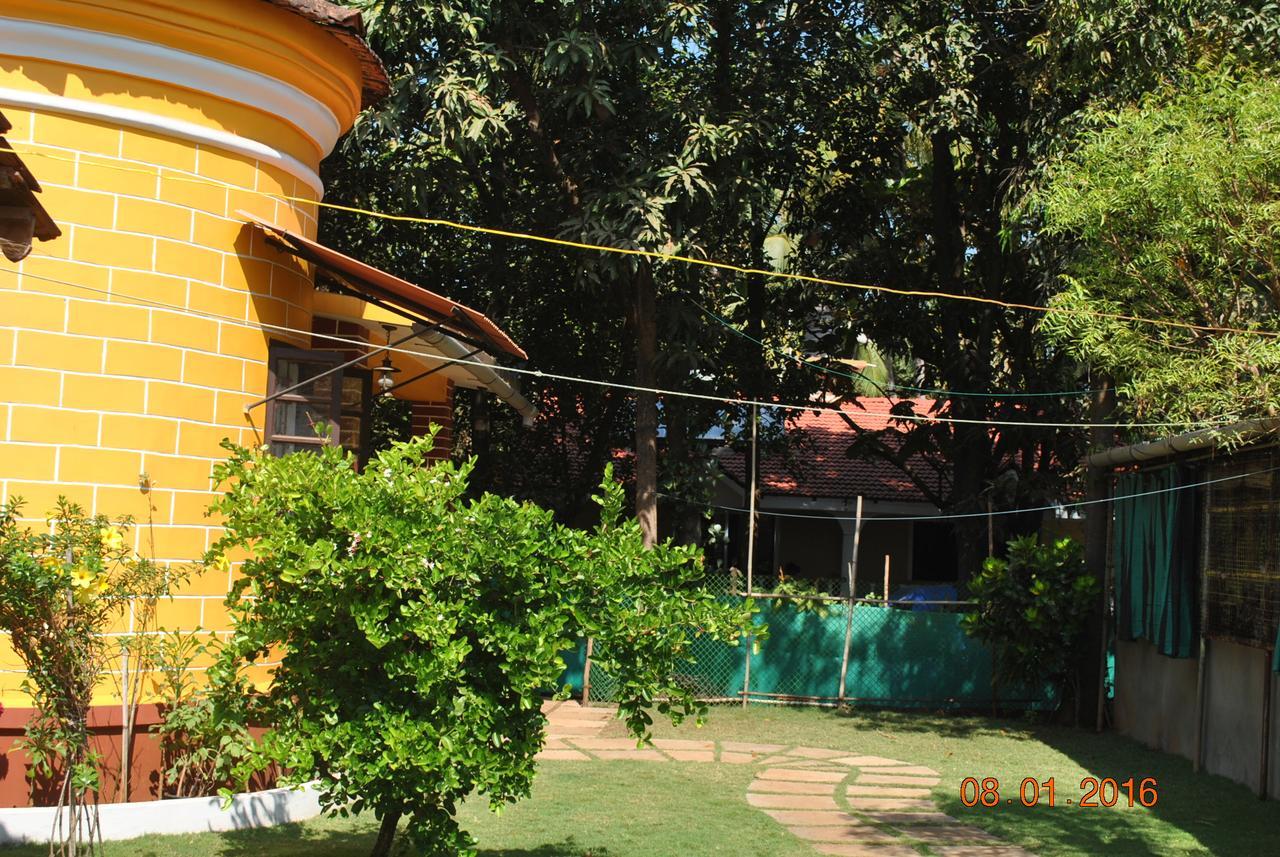 Hill Top Goa Lodge Vagator Luaran gambar